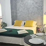 Sweet Dreams Suites Charming Studio Universitate